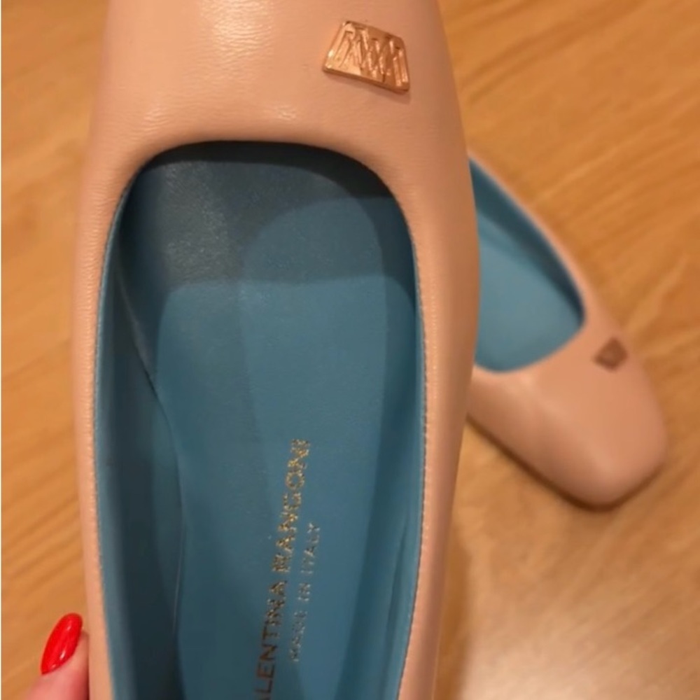 NWOT Valentina Rangoni flats - Picture 2 of 4